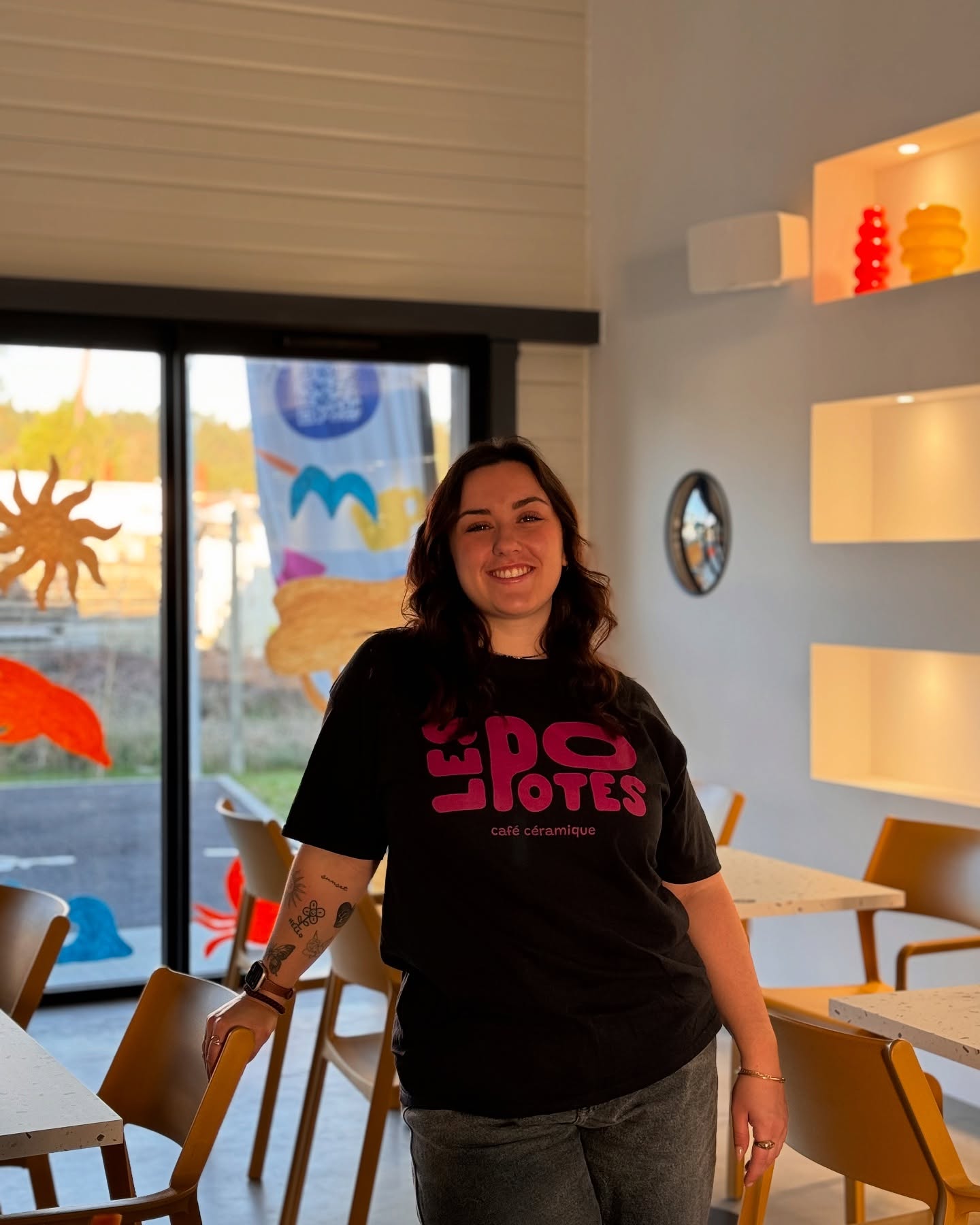 nina fondatrice de café céramique les popotes à hossegor
